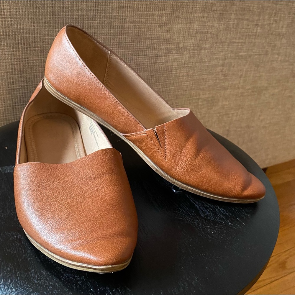 Universal Thread Flats